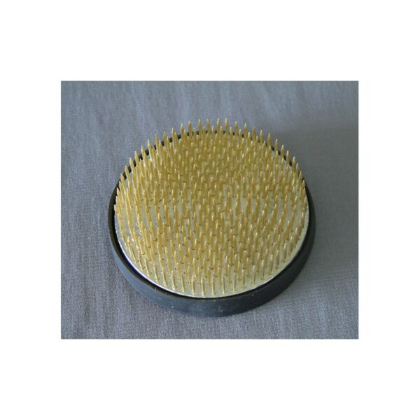 Kenzan japonais rond pour l' Ikebana diamètre 7,1 cm