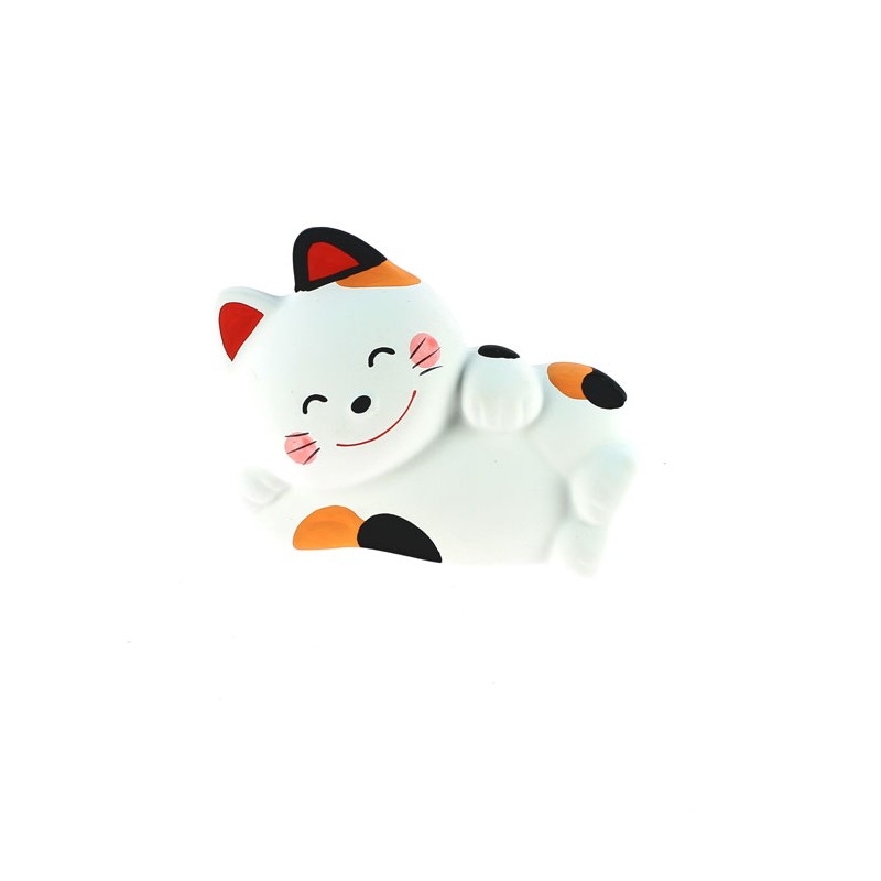 Maneki neko couché