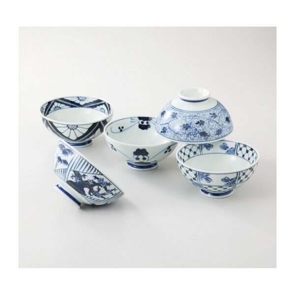 Set de 5 bols en porcelaine japonaise blanc et bleu