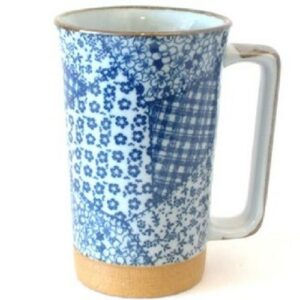 Grands mugs bleus